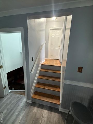 15777 Harrison, Romulus, MI 48174