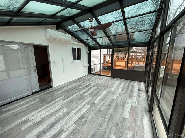 15777 Harrison, Romulus, MI 48174