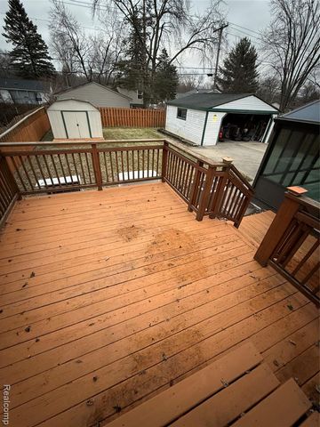 15777 Harrison, Romulus, MI 48174