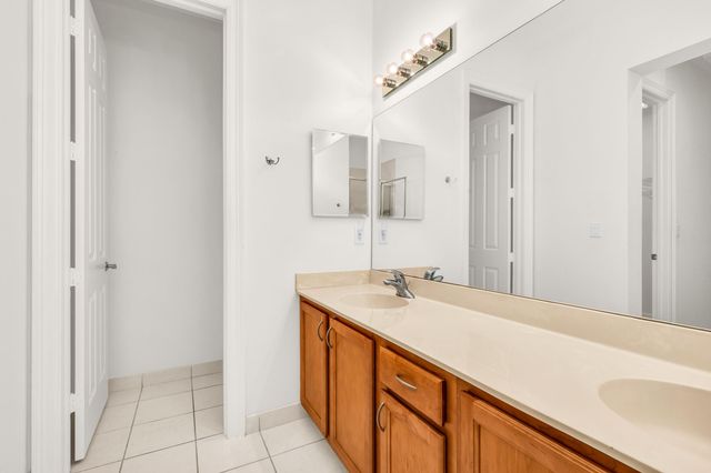 650 Pacific Grove Drive 5, West Palm Beach, FL 33401