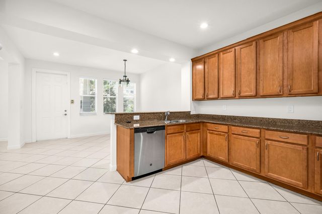 650 Pacific Grove Drive 5, West Palm Beach, FL 33401