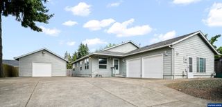 484 Travis Ct NE, Salem, OR 97301