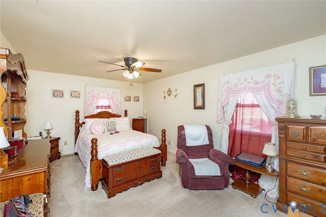 1918 Bogese Dr, Petersburg, VA 23805