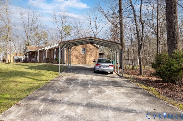 1918 Bogese Dr, Petersburg, VA 23805