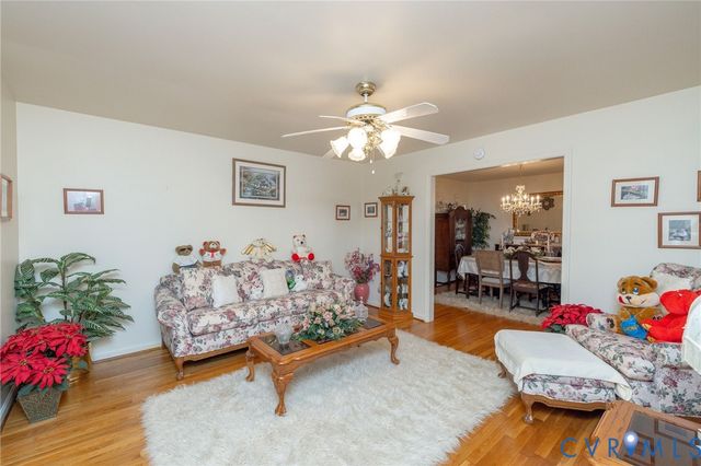 1918 Bogese Dr, Petersburg, VA 23805