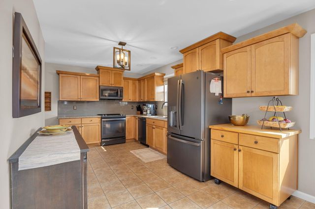 758 Meadow View Drive, Villa Hills, KY 41017