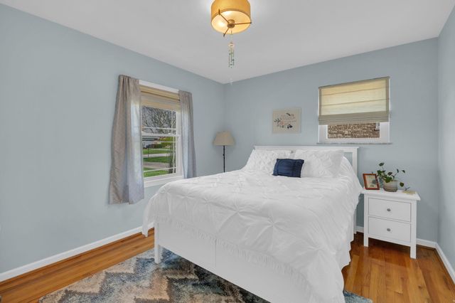 758 Meadow View Drive, Villa Hills, KY 41017