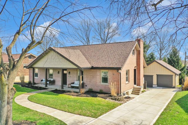 758 Meadow View Drive, Villa Hills, KY 41017