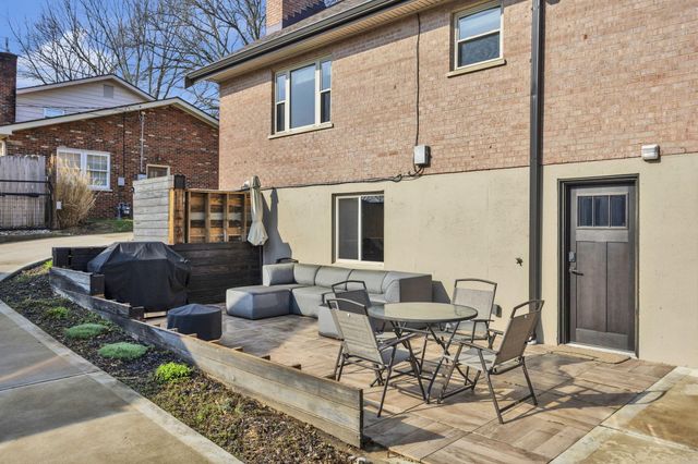 758 Meadow View Drive, Villa Hills, KY 41017