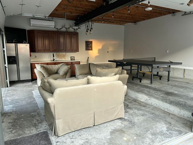 758 Meadow View Drive, Villa Hills, KY 41017