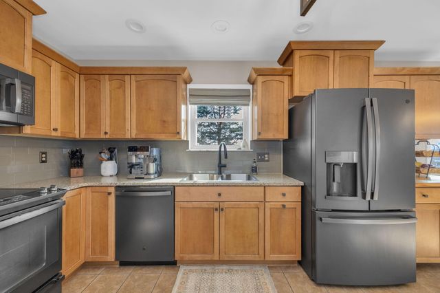 758 Meadow View Drive, Villa Hills, KY 41017