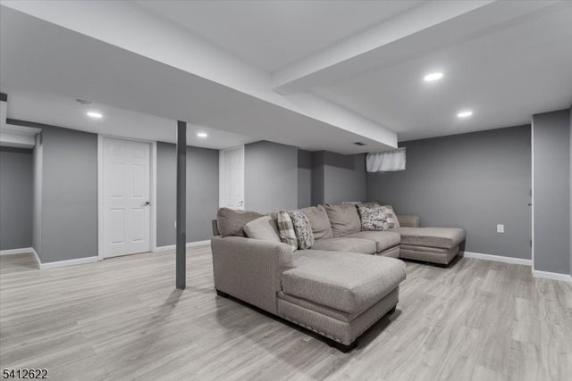 603 Terrill Rd, Fanwood Boro, NJ 07023