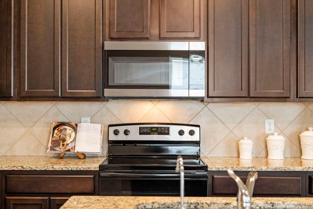 2429 Marty Way, Seguin, TX 78155