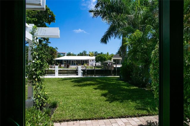 1806 NE 22nd Terrace, Fort Lauderdale, FL 33305