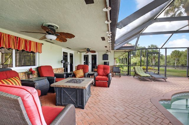 10965 La Reina Road, Delray Beach, FL 33446