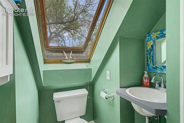 60 Waltham Avenue, Manitou Springs, CO 80829