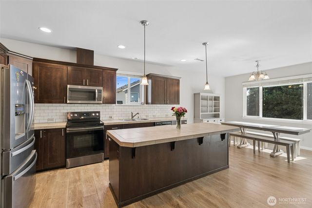 20115 20th Avenue E, Spanaway, WA 98387