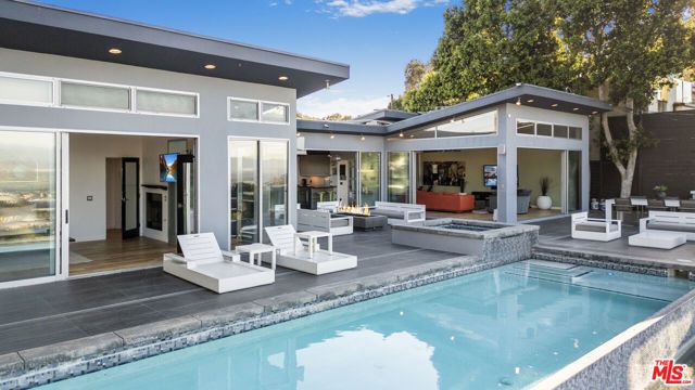 7275 Mulholland Drive, Los Angeles, CA 90068