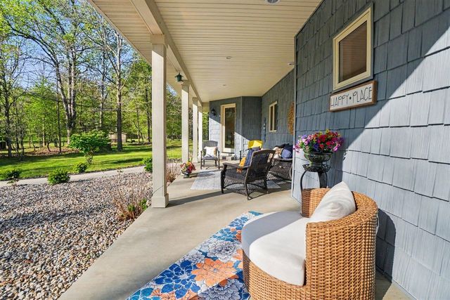 14888 County Road 687, South Haven, MI 49090