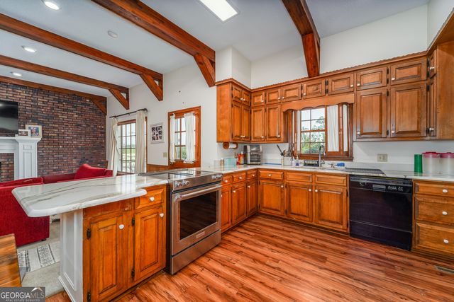 1671 Warren Carter Road, Douglas, GA 31533