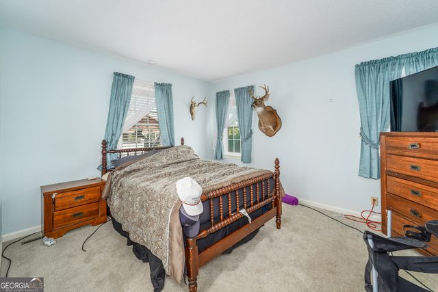 1671 Warren Carter Road, Douglas, GA 31533