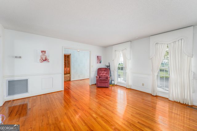 1671 Warren Carter Road, Douglas, GA 31533