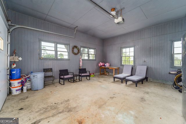 1671 Warren Carter Road, Douglas, GA 31533