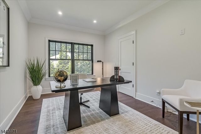 330 Hartshorn Dr, Millburn Twp., NJ 07078