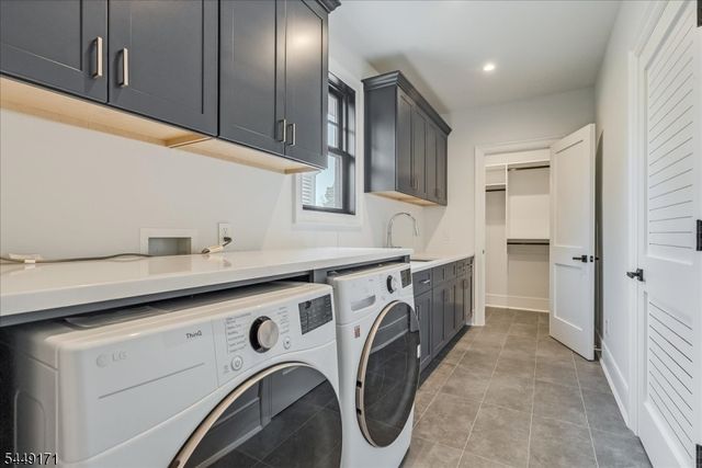 330 Hartshorn Dr, Millburn Twp., NJ 07078
