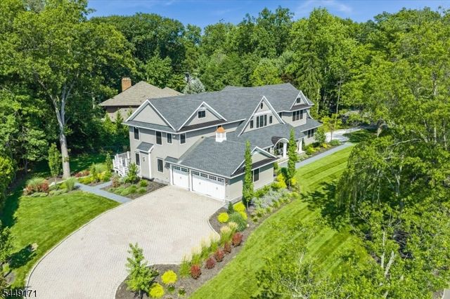 330 Hartshorn Dr, Millburn Twp., NJ 07078