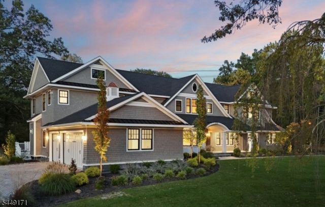 330 Hartshorn Dr, Millburn Twp., NJ 07078