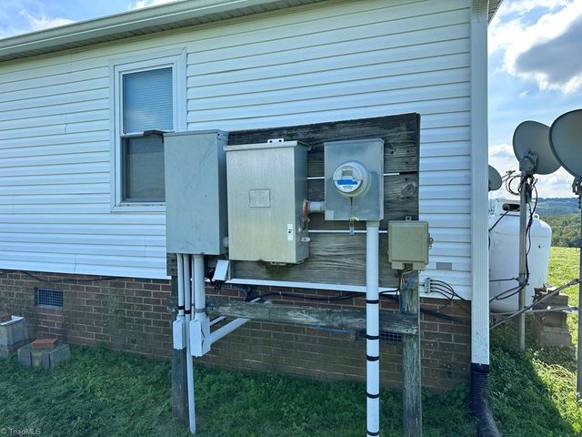 172 Hayden Road, Claudville, VA 24076