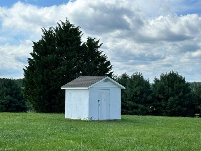 172 Hayden Road, Claudville, VA 24076