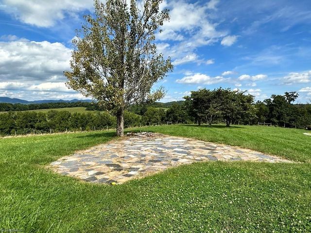 172 Hayden Road, Claudville, VA 24076