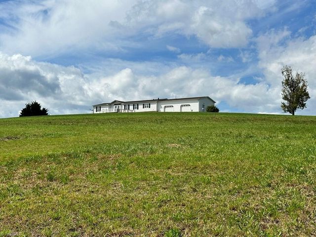 172 Hayden Road, Claudville, VA 24076