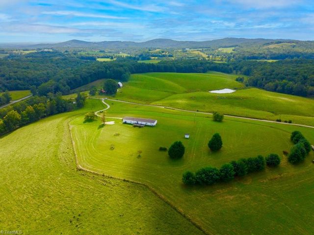 172 Hayden Road, Claudville, VA 24076
