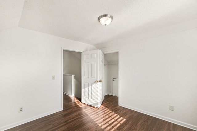 507 Johnny Bench Cv, NE, La Vergne, TN 37086