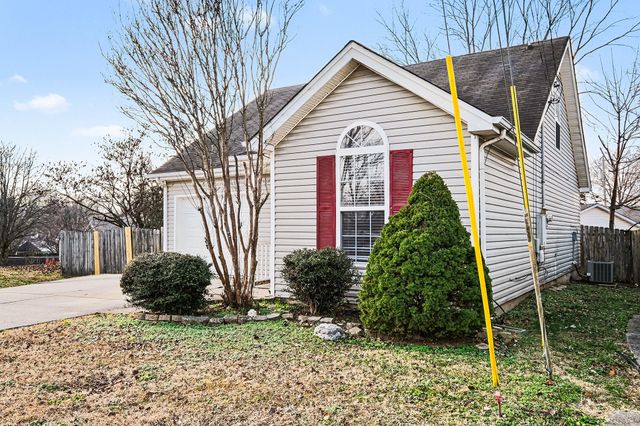 507 Johnny Bench Cv, NE, La Vergne, TN 37086
