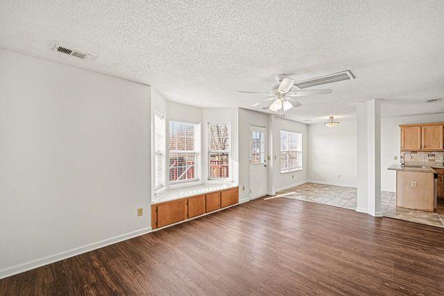 507 Johnny Bench Cv, NE, La Vergne, TN 37086