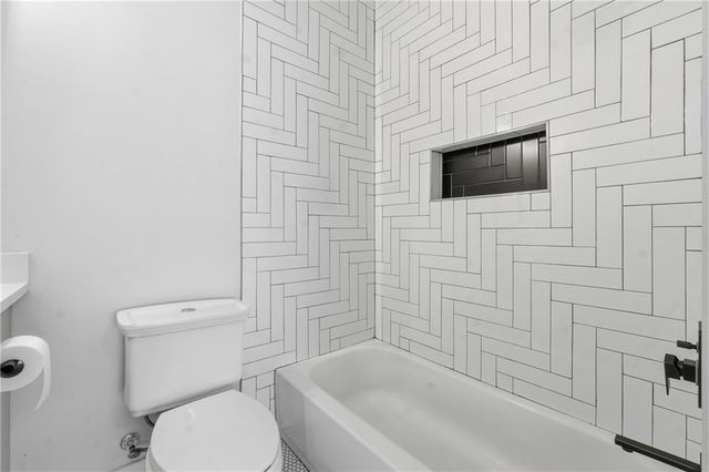 5969 Kenn Manor Way, Norcross, GA 30071