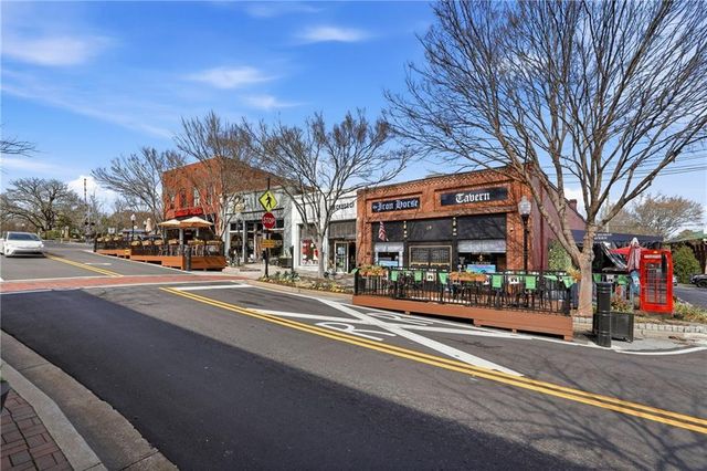 5969 Kenn Manor Way, Norcross, GA 30071