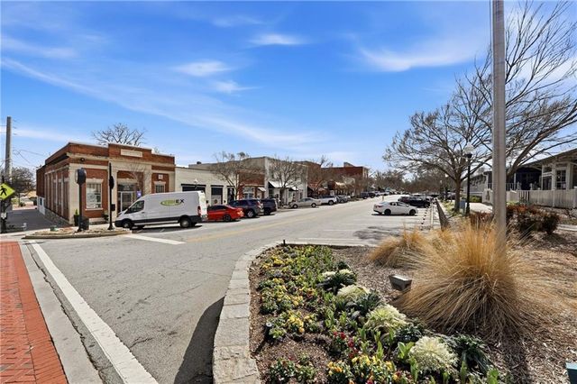 5969 Kenn Manor Way, Norcross, GA 30071