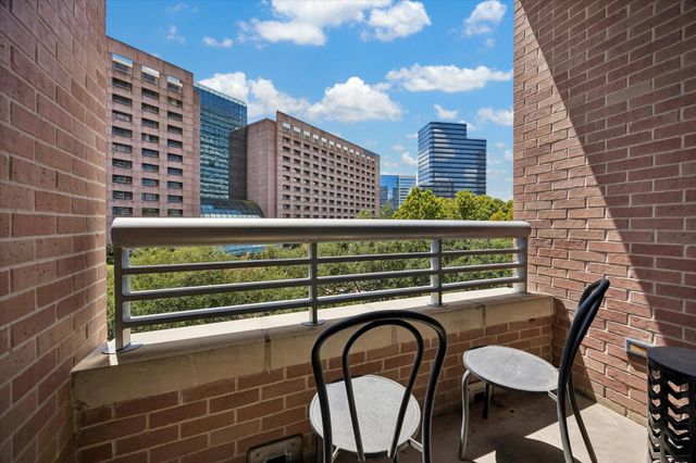 1901 Post Oak Boulevard 508, Houston, TX 77056