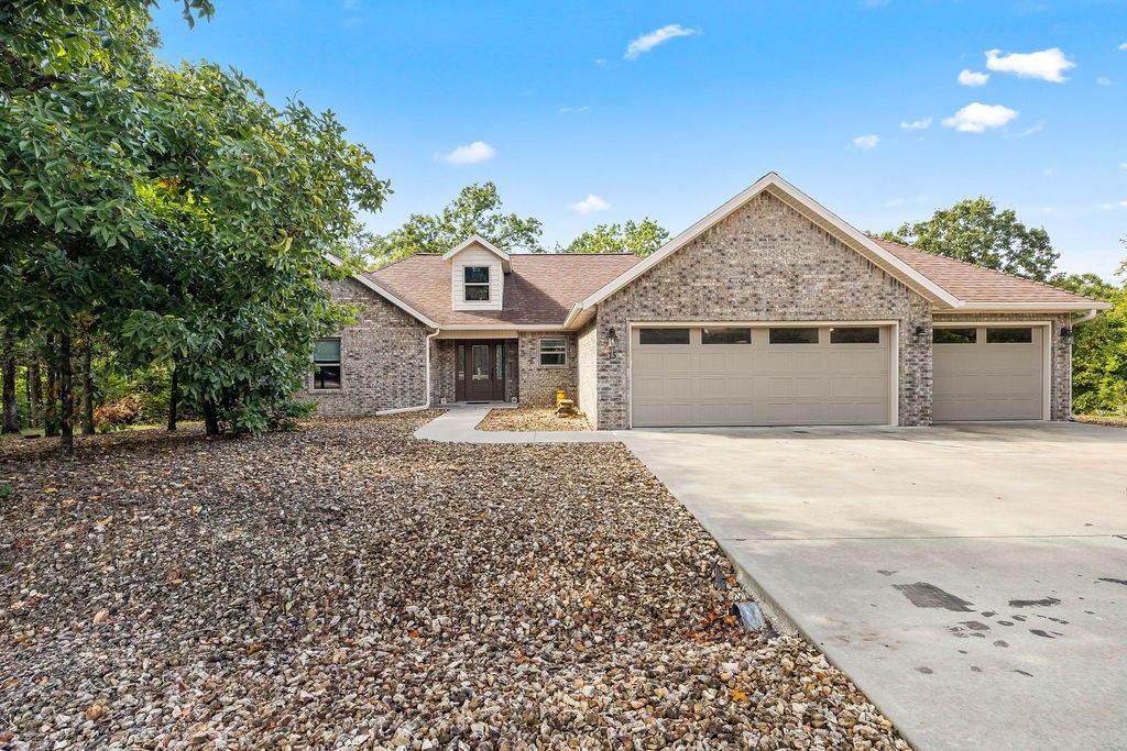 15 Pentland Drive, Bella Vista, AR 72715