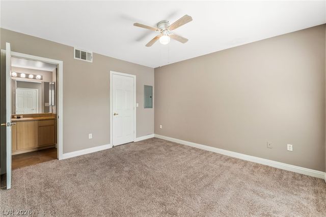 8000 BADURA Avenue 2070, Las Vegas, NV 89113