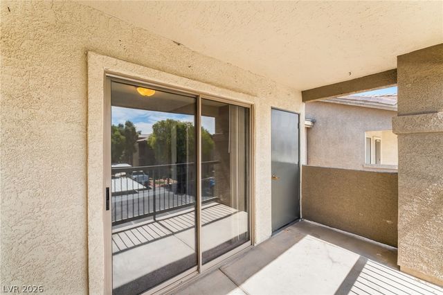 8000 BADURA Avenue 2070, Las Vegas, NV 89113