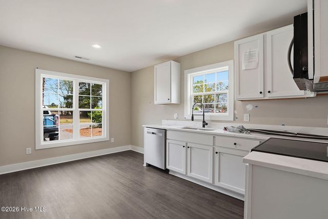 203 Booker Street NW, Pikeville, NC 27863