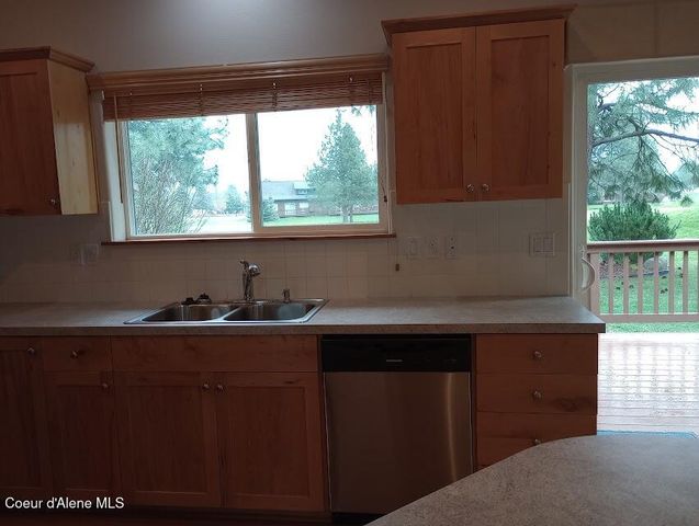 29 C Chardonnay Dr, Blanchard, ID 83804