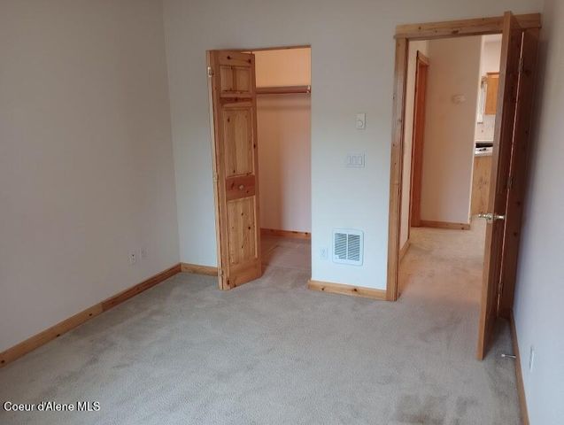 29 C Chardonnay Dr, Blanchard, ID 83804
