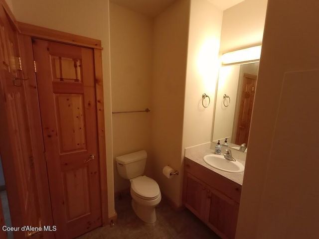 29 C Chardonnay Dr, Blanchard, ID 83804